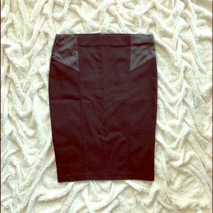 Fitted Skirt with faux leather detailing